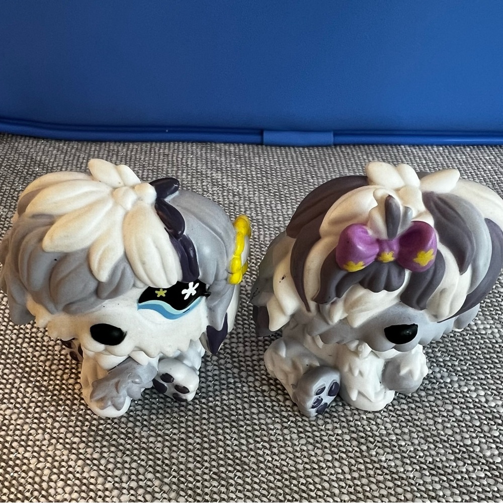 AUTHENTIC Littlest Pet Shop #465 #466 Shaggy Sheepdog Dog White 2007 Hasbro LPS